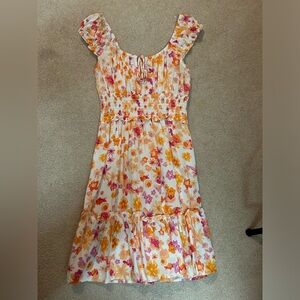 flower dress so beautiful!